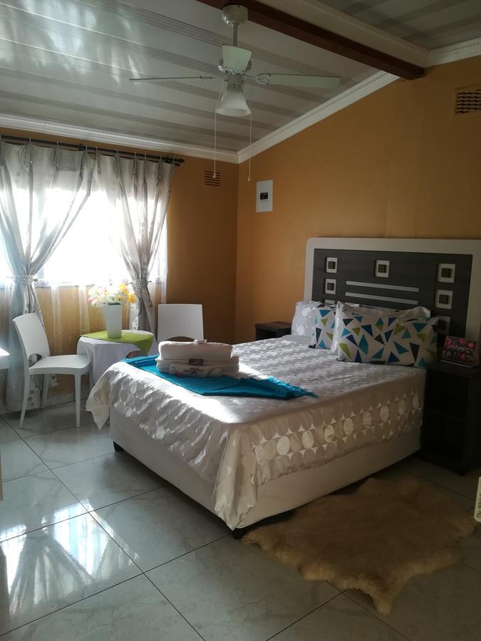The Whitehouse Hotell Port Shepstone Eksteriør bilde